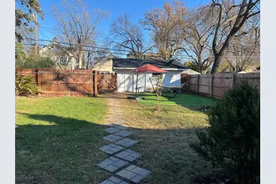 4050 Regent Avenue N, Robbinsdale, MN 55422 - Photo 4