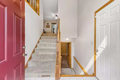1076 Cottonwood Drive, Hudson, WI 54016 - Photo 4