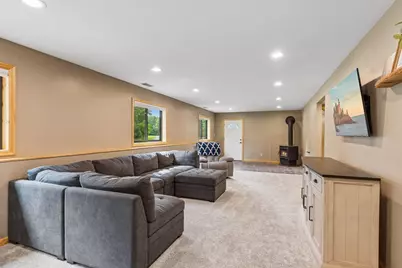 1076 Cottonwood Drive, Hudson, WI 54016 - Photo 32