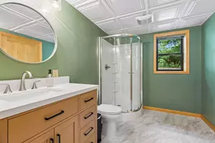 1076 Cottonwood Dr, Hudson, WI 54016 - Photo 38