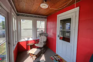 519 Buchanan St, Red Wing, MN 55066 - Photo 2