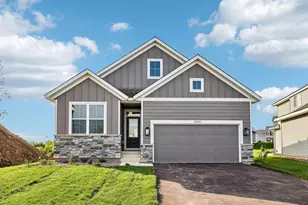 19190 Cloverleaf Wy, Farmington, MN 55024 - Photo 1