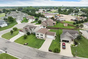 703 25th Ave NW, Austin, MN 55912 - Photo 32