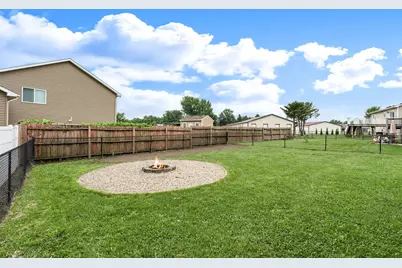 703 25th Avenue NW, Austin, MN 55912 - Photo 28