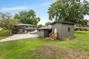 1401 Winnetka Ave N, Golden Valley, MN 55427 - Photo 46
