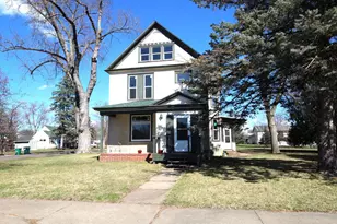220 S Eliot Ave, Rush City, MN 55069 - Photo 1