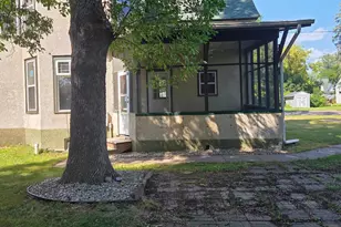 220 S Eliot Ave, Rush City, MN 55069 - Photo 32