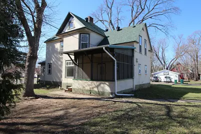 220 S Eliot Avenue, Rush City, MN 55069 - Photo 2