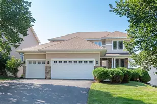 1511 Pembroke Pass, Chanhassen, MN 55317 - Photo 1