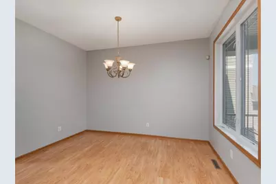 1511 Pembroke Pass, Chanhassen, MN 55317 - Photo 12