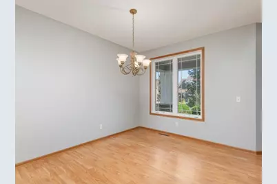1511 Pembroke Pass, Chanhassen, MN 55317 - Photo 24