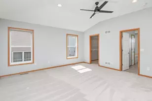 1511 Pembroke Pass, Chanhassen, MN 55317 - Photo 18