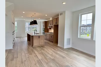 851 Mount Curve, Saint Paul, MN 55116 - Photo 12