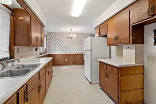 5456 Girard Ave N, Brooklyn Center, MN 55430 - Photo 6