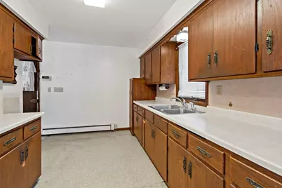 5456 Girard Avenue N, Brooklyn Center, MN 55430 - Photo 4