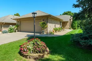 14346 Embassy Way, Apple Valley, MN 55124 - Photo 44