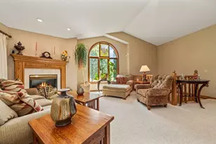 14346 Embassy Way, Apple Valley, MN 55124 - Photo 16