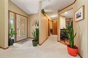 14346 Embassy Way, Apple Valley, MN 55124 - Photo 6