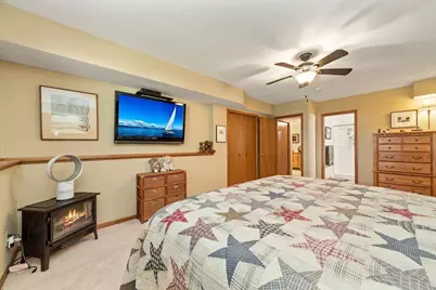 14346 Embassy Way, Apple Valley, MN 55124 - Photo 32