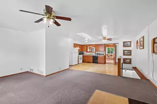 10138 Harriet Ave S, Bloomington, MN 55420 - Photo 8