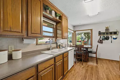856 Maple Street NE, Spring Lake Park, MN 55432 - Photo 14