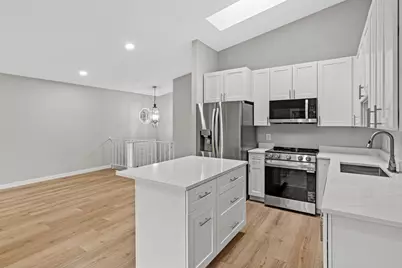 18030 Covington Path, Minnetonka, MN 55345 - Photo 8