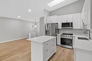 18030 Covington Path, Minnetonka, MN 55345 - Photo 8