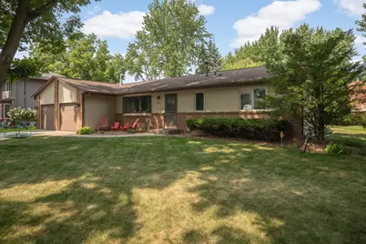 2264 Heritage Lane, New Brighton, MN 55112 - Photo 1