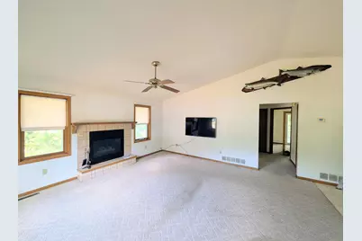 911 Grant Street, Spooner, WI 54801 - Photo 4