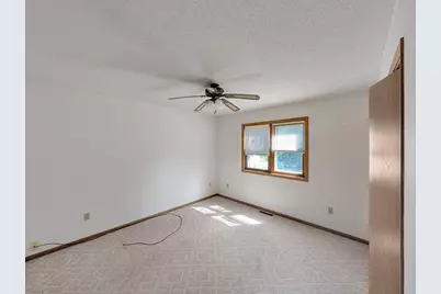 911 Grant Street, Spooner, WI 54801 - Photo 8