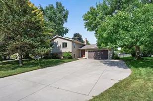 1945 Beaver Dam Ct, Eagan, MN 55122 - Photo 1