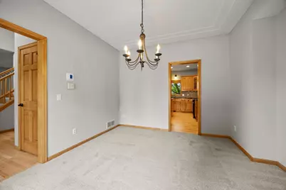 18462 Gladstone Boulevard N, Maple Grove, MN 55311 - Photo 10