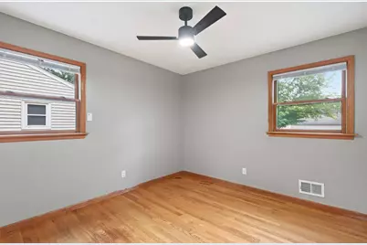 4900 Thomas Avenue N, Minneapolis, MN 55430 - Photo 4
