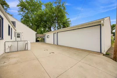 6900 Queen Avenue S, Richfield, MN 55423 - Photo 24