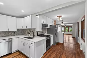 4747 Camden Ave N, Minneapolis, MN 55430 - Photo 2