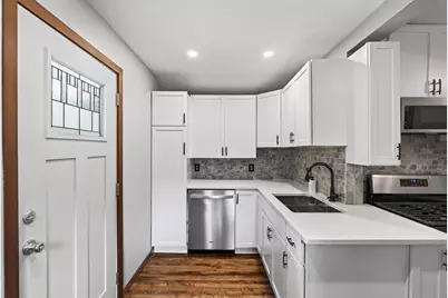 4747 Camden Avenue N, Minneapolis, MN 55430 - Photo 10