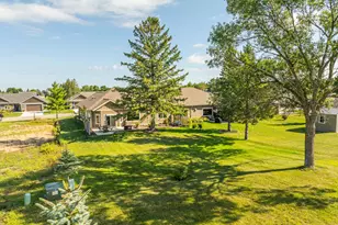 841 Lake Forest Cir, Detroit Lakes, MN 56501 - Photo 4