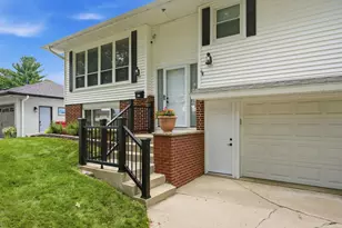 2307 17 1/2 Street NW, Rochester, MN 55901 - Photo 4