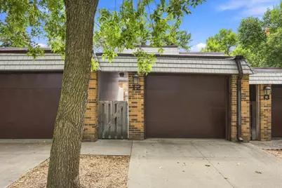 3012 10th Street N #B12, Fargo, ND 58102 - Photo 2