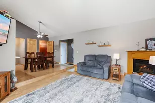 1107 Abbott Ave N, Glencoe, MN 55336 - Photo 6