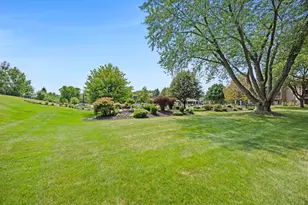 3420 Golfview Dr, Eagan, MN 55123 - Photo 38