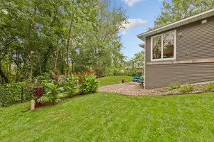8492 210th St E, Prior Lake, MN 55372 - Photo 6