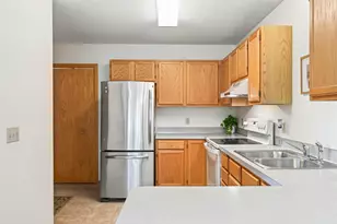 13460 60th Pl N, Plymouth, MN 55446 - Photo 10
