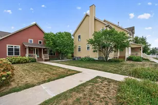 788 Cedar St, Saint Paul, MN 55103 - Photo 42