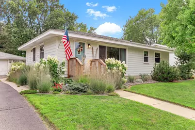 8502 Upper 206th Street W, Lakeville, MN 55044 - Photo 2