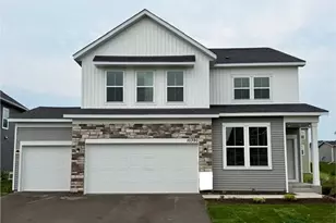 10390 McGregor Blvd, Woodbury, MN 55129 - Photo 1