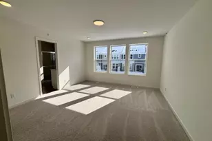 4787 Airlake Dr, Woodbury, MN 55129 - Photo 4