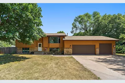 7716 Humboldt Avenue N, Brooklyn Park, MN 55444 - Photo 32