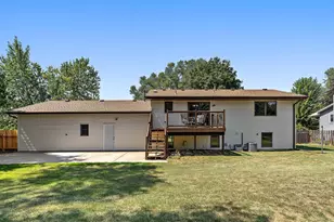 7716 Humboldt Ave N, Brooklyn Park, MN 55444 - Photo 34