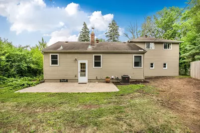 10206 Lakeview Drive W, Minnetonka, MN 55305 - Photo 24